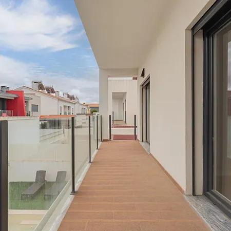 别墅 Spacious 4 Bed With Private Pool