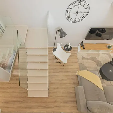 Spacious 4 Bed With Private Pool * פרנאו פרו