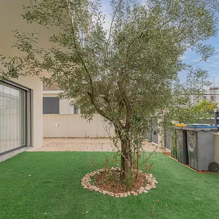 Spacious 4 Bed With Private Pool וילה *