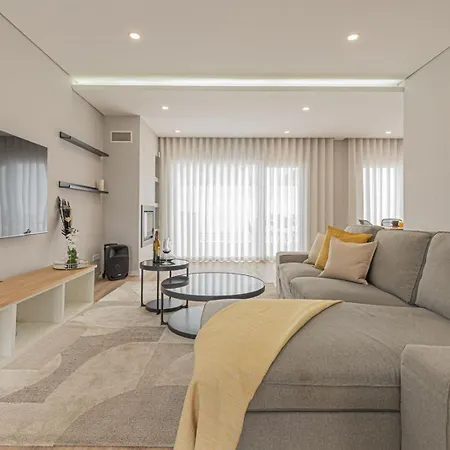 וילה Spacious 4 Bed With Private Pool